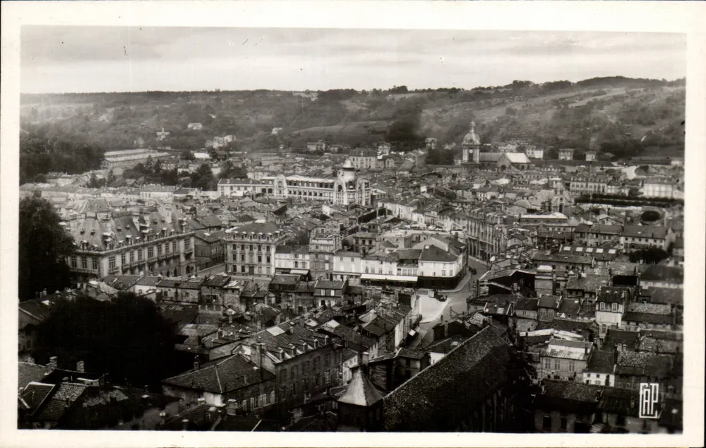 Bar-le-Duc — Panorama vom Uhrturm aus — REAL-PHOTO C.A.P. PARIS - Vorderseite