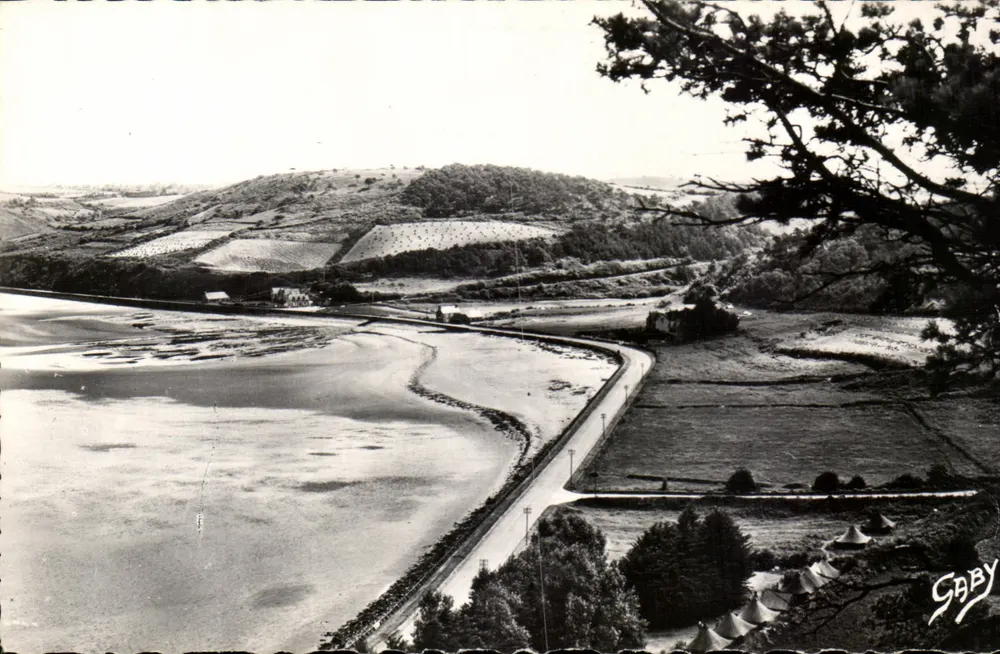 Strand von Saint-Efflam — PLESTIN-les-GREVES (C.-du-N.) — Éditions GABY - Vorderseite