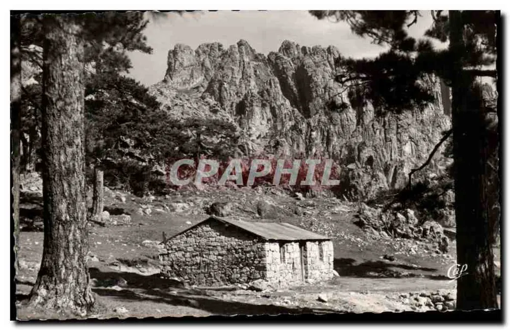 Col de Bavella — vista do col e do abrigo — Cie des Arts Photographiques, Paris - Frente