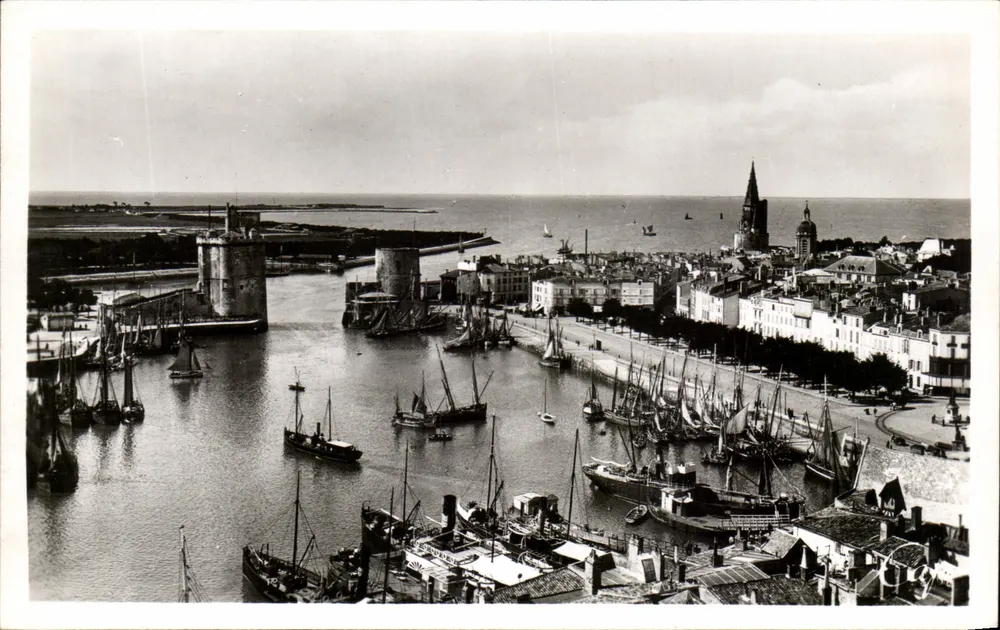 La Rochelle — Allgemeiner Blick auf die Häfen — C.A.P. Paris, Nr. 263 - Vorderseite