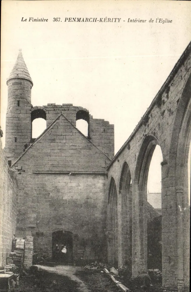 Penmarch-Kéritiy — Binnenkant van de Kerk — Uitgever Le Finistère, nr. 367 - Voorkant