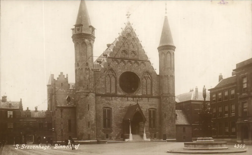 S-Gravenhage, Binnenhof — editor Uilgave, n° 4369 - Anverso
