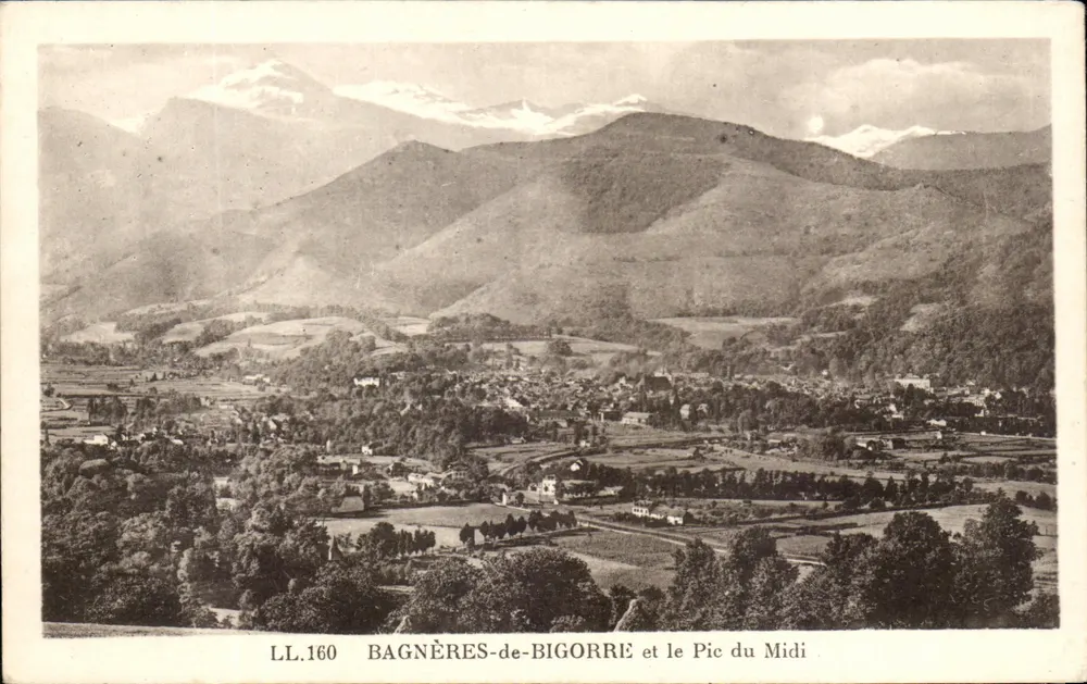 Bagnères-de-Bigorre e o Pic du Midi — LL.160 — Editor não identificado - Frente
