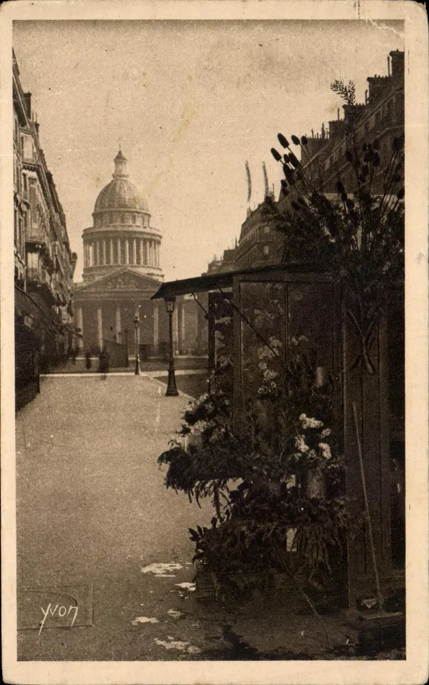 Place de la Concorde — Blick zum Panthéon — Verlag Yvon - Vorderseite