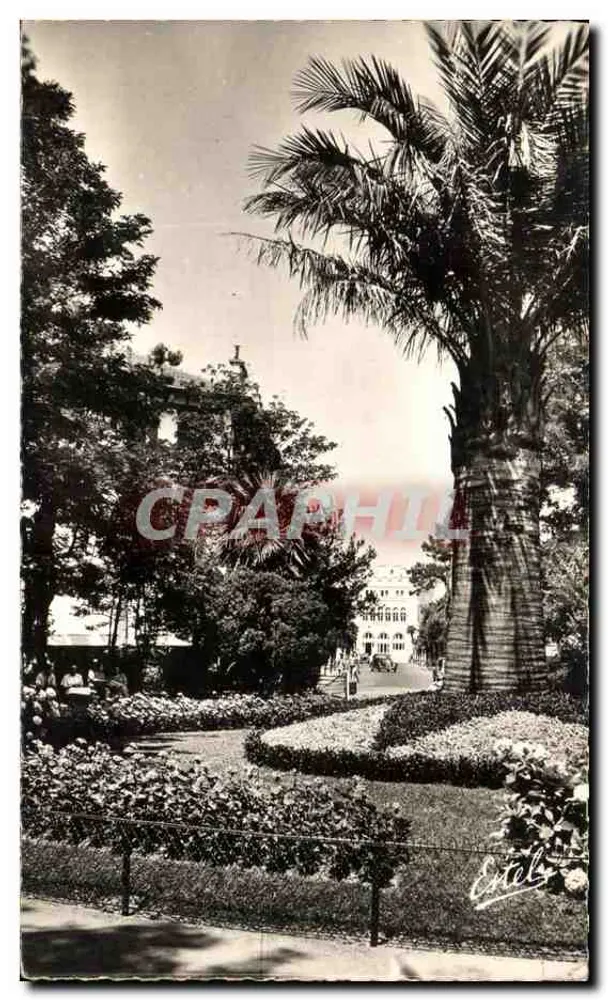 Hendaye-Plage — Ansicht des Rond-Point-Gartens und des Casinos — Éditions de Luxe, Estelle & Cie - Vorderseite