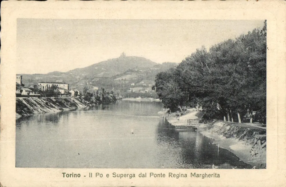 Turin - Der Po und Superga vom Regina Margherita-Brücke — Ansicht des Flusses Po und Superga von der Regina Margherita-Brücke - Vorderseite
