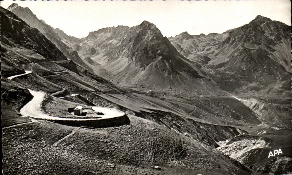 Col do Tourmalet — Vista panorâmica — Les Pyrénées Illustrées, n°143 - Frente