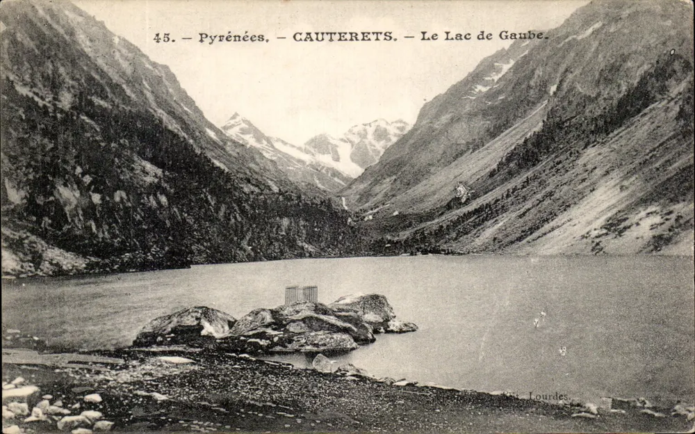 Pirineus - Cauterets - O Lago de Gaube — Editor: Édit. Lourdes, n°45 - Frente