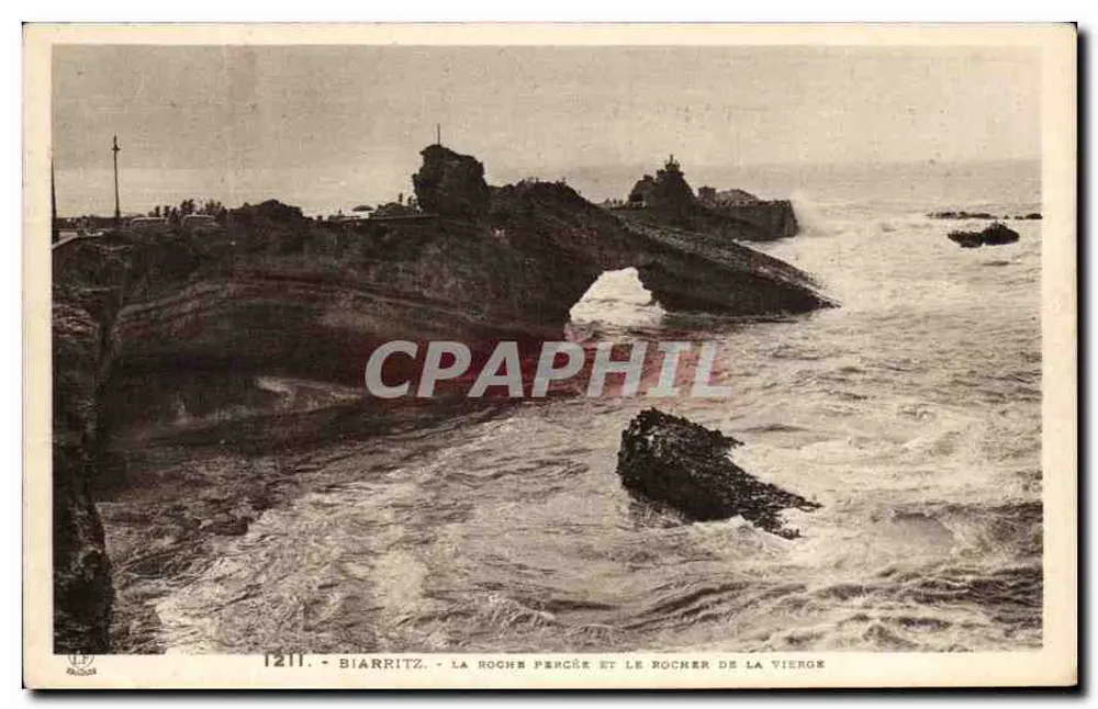 Biarritz - Die Durchbrochene Felsen und der Felsen der Jungfrau — Mer-Soleil-Ausgabe, Nr. 1211 - Vorderseite