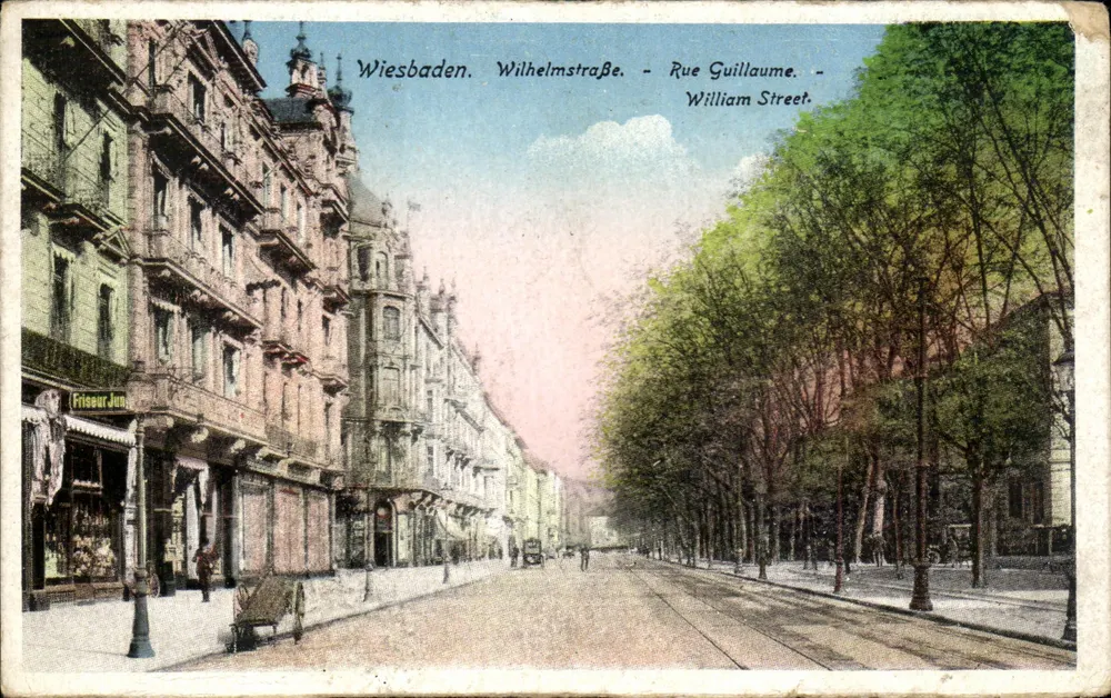 Wiesbaden. Wilhelmstraße — Rue Guillaume — William Street. — Friseur Jean - Vorderseite