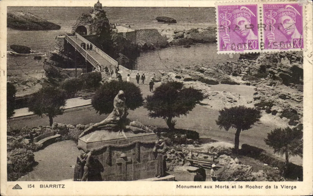 Biarritz — Gedenkstein für die Toten und der Felsen der Jungfrau — Antike Ansichtskarte n°154, Verlag AR - Vorderseite