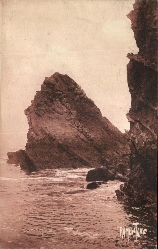 Biarritz - 'La Dent' — Edições Artísticas Raymond Norgévin - Frente