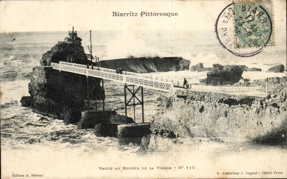 Biarritz Pittoresque — Welle am Felsen der Jungfrau — Edition A. Simons, N° 110 - Vorderseite