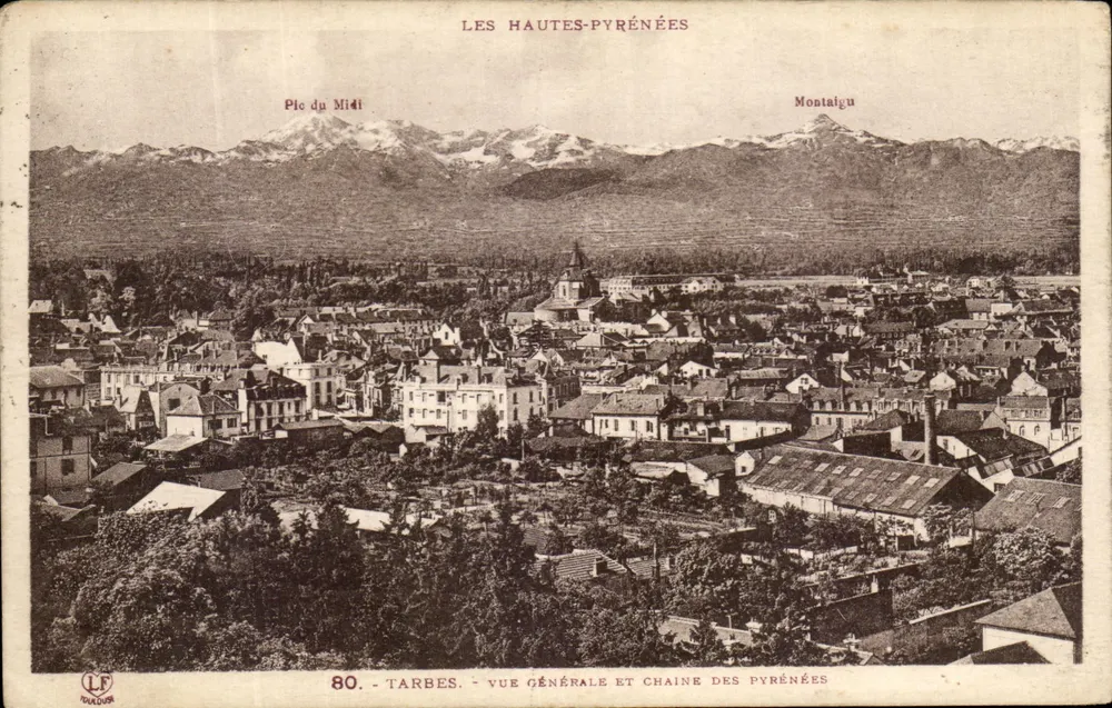 Tarbes — Allgemeiner Blick und Pyrenäen-Kette — Verlag Toulous - Vorderseite
