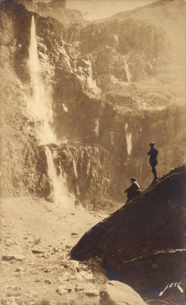 Gavarnie — O Circo, a Grande Cascata (422 metros de queda) — Jove, editor em Pau e Limoges (França) - Frente