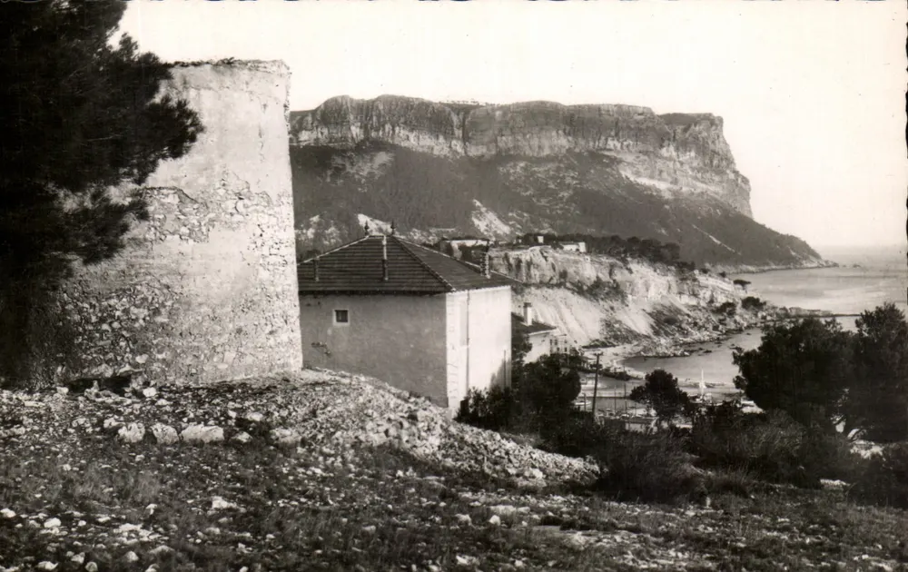 Cap Canaille vom alten Mühle aus gesehen — Cassis-sur-Mer (B.D.R.) — A. Tardy, rue des Minimes, Marseille - Vorderseite