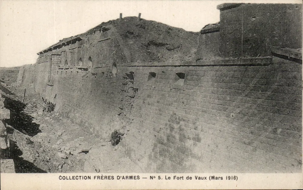 Das Fort von Vaux — Detail der Ruinen nach den Schlachten — Sammlung Frères d'Armes, N° 5 - Vorderseite