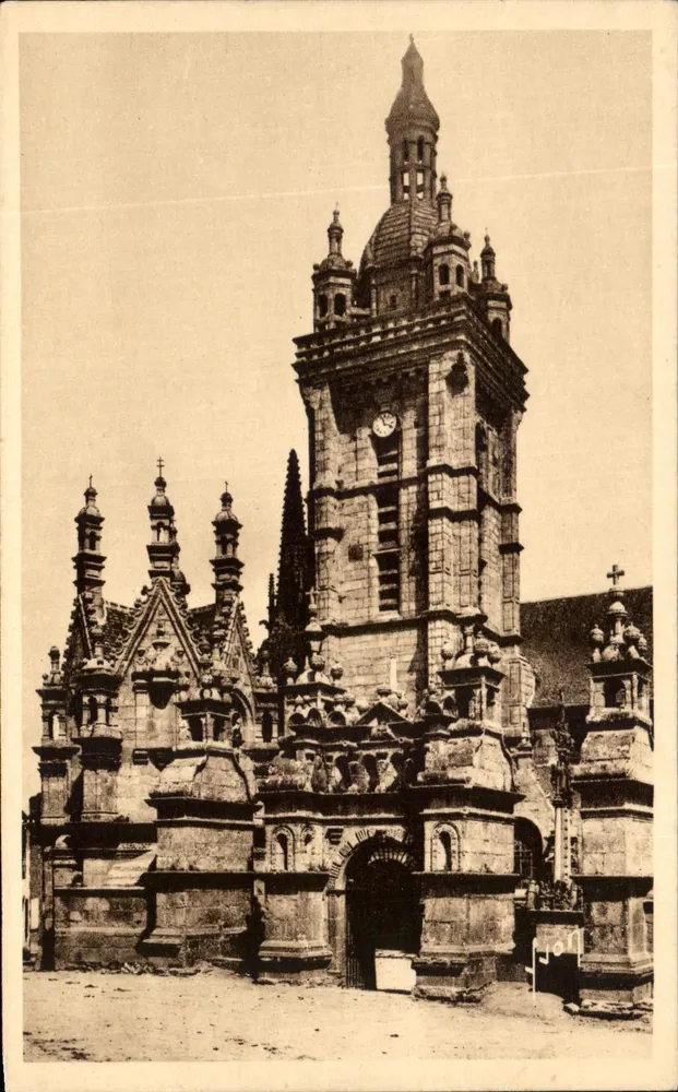 Saint-Thégonnec (Finistère) — Die Kirche (16. Jahrhundert) — Fassade und Portal — Les Éditions d'Art Yves N° 4 - Vorderseite
