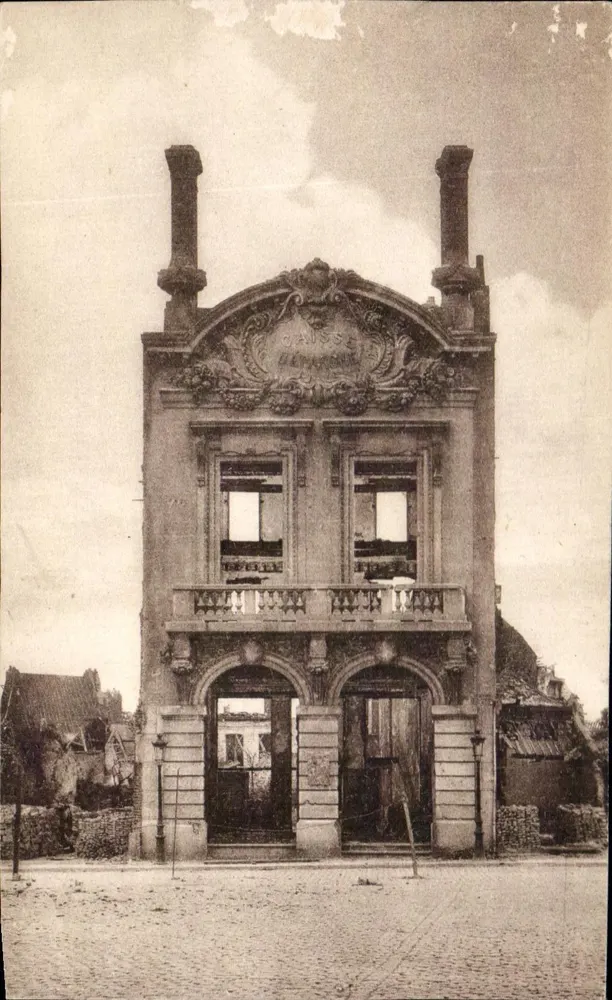 Causse — Maison ornée de deux cheminées et d'un fronton sculpté — éditeur non visible, n° de série 99 - Vorderseite
