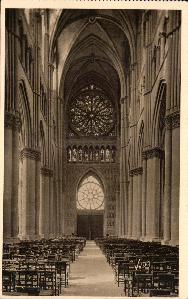 Reims (Marne) — Die Kathedrale: Die Kirchenschiff und die Rose — Éditions d'Art Yvonne - Vorderseite