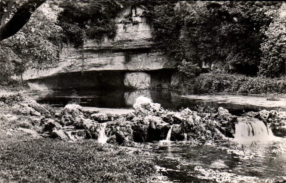 Fontes da Douix — Chatillon-sur-Seine (Côte-d'Or) — Combier Imprimeur - Frente