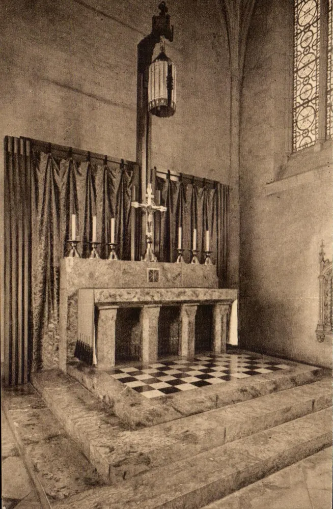 Abteikirche Saint-Pierre de Solesmes — Le Maître-Antel - Vorderseite