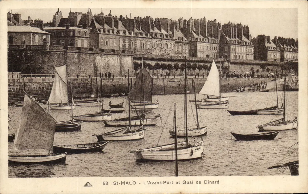 St-Malo - Der Hafen und Kai von Dinard — Antike Ansichtskarte n°68, Verlag Antike Ansichtskarte - Vorderseite