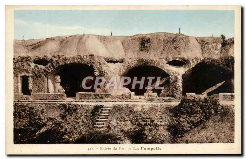 Entrada do Forte de La Pompelle — vista das arcos em ruínas — Jacques Fréville, editor, Reims - Frente
