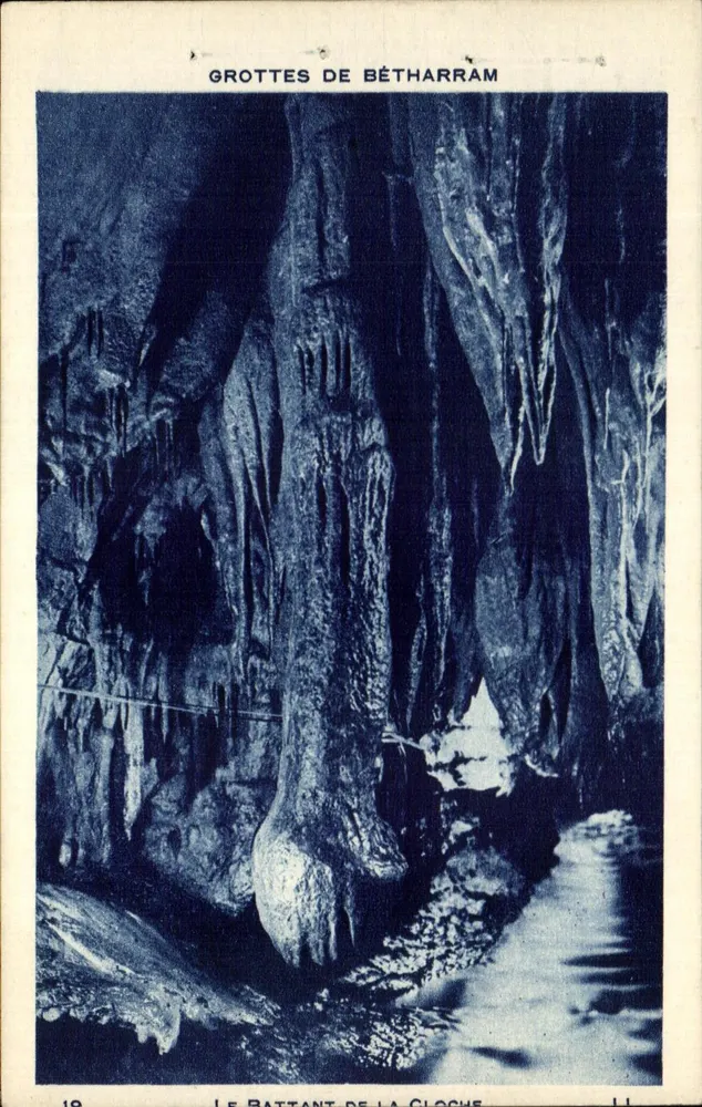 Grutas de Bétharram — El Golpe de la Campana — Editor: Lettelier, París - Anverso