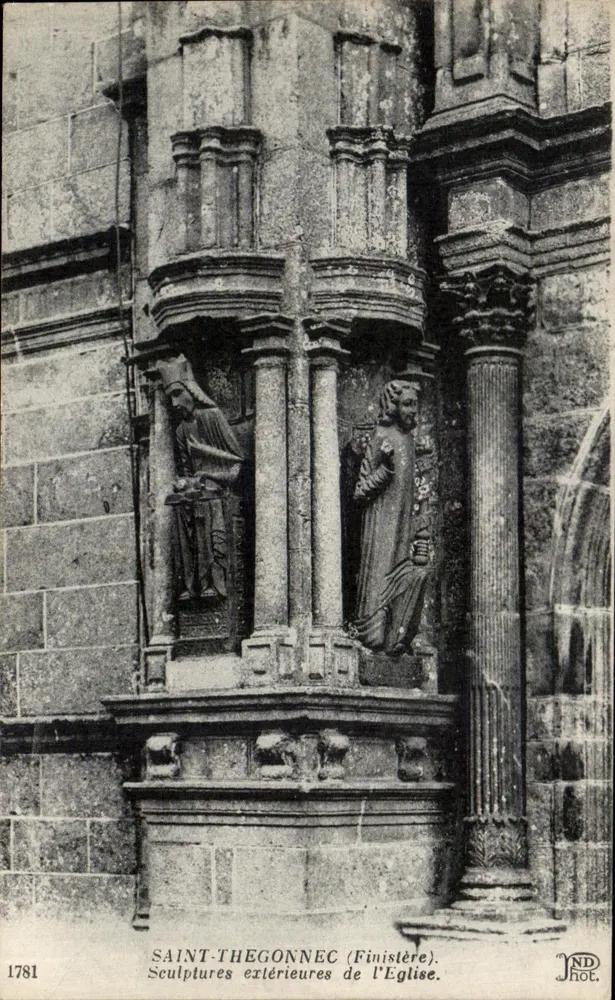 Saint-Thégonnec (Finistère) — Äußere Skulpturen der Kirche — JND Phot. - Vorderseite