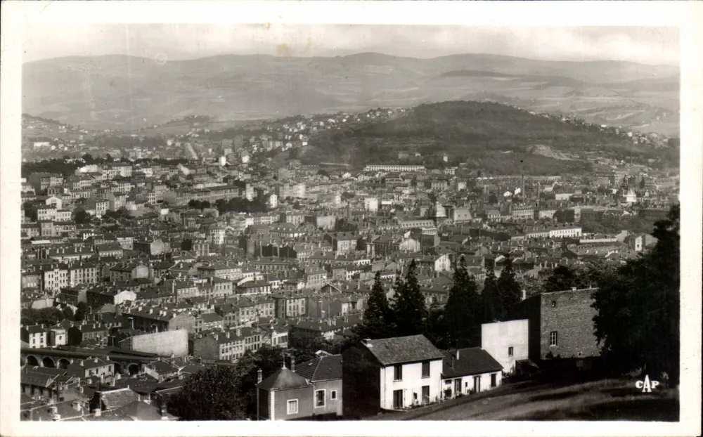 Saint-Étienne — Vista geral — C.A.P. Paris - Frente