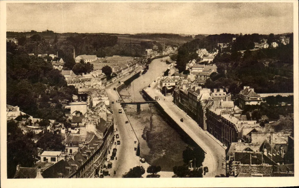 Morlaix (Finistère) — I moli visti dal viadotto — Edizioni d'Arte YvC N°16 - Recto