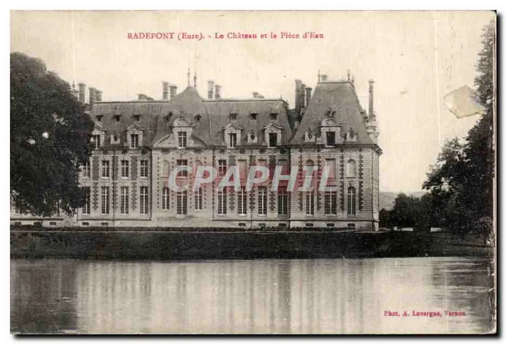 Radepond (Eure) — Le Château et la Pièce d'Eau — Phot. A. Lavergne, Vernon - Anverso