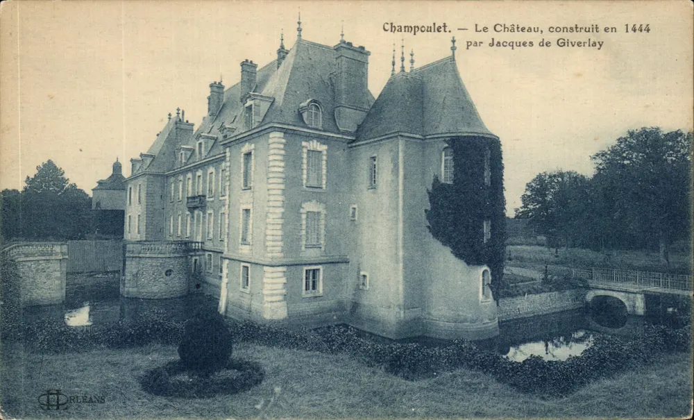 Champoulet — Das Schloss, errichtet 1444 von Jacques de Giverlay — L. Lenormand, Orléans - Vorderseite