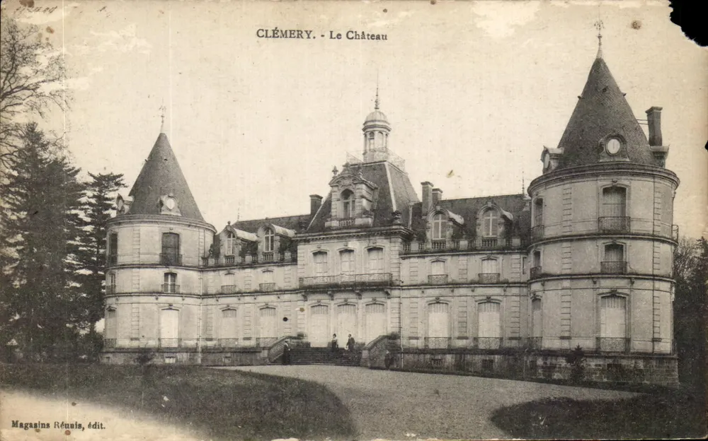 Clémery - Le Château — éditeur Magasins Réunis - Frente