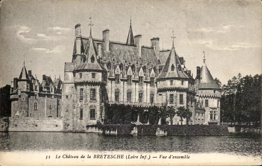 O Castelo da BRETESCHE (Loire Inf.) — Vista geral - Frente
