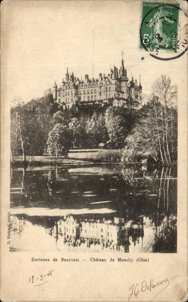 Arredores de Beauvais — Castelo de Mouchy (Oise) — D. Richard, foto. - Frente