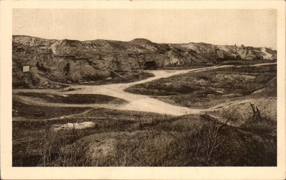 Fort Douaumont — Ossuaire de Douaumont — Imp. Réunis de Nancy - Vorderseite