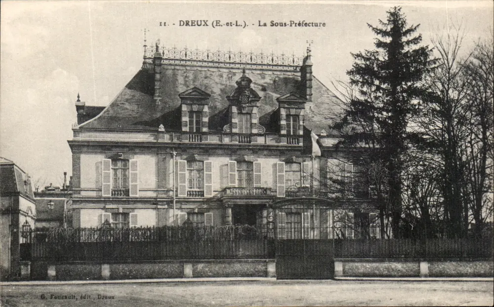 Dreux (E.-et-L.) — A Subprefeitura — G. Fournault, editor, Dreux - Frente