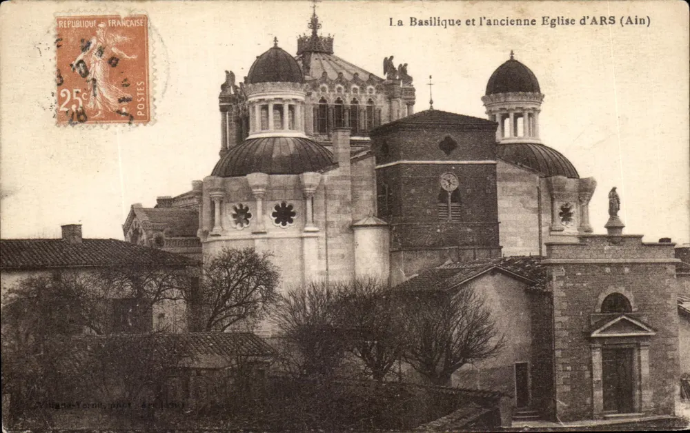 A Basílica e a antiga Igreja de ARS (Ain) — Vilgand-Vernot, fot. 48 (1901) - Frente