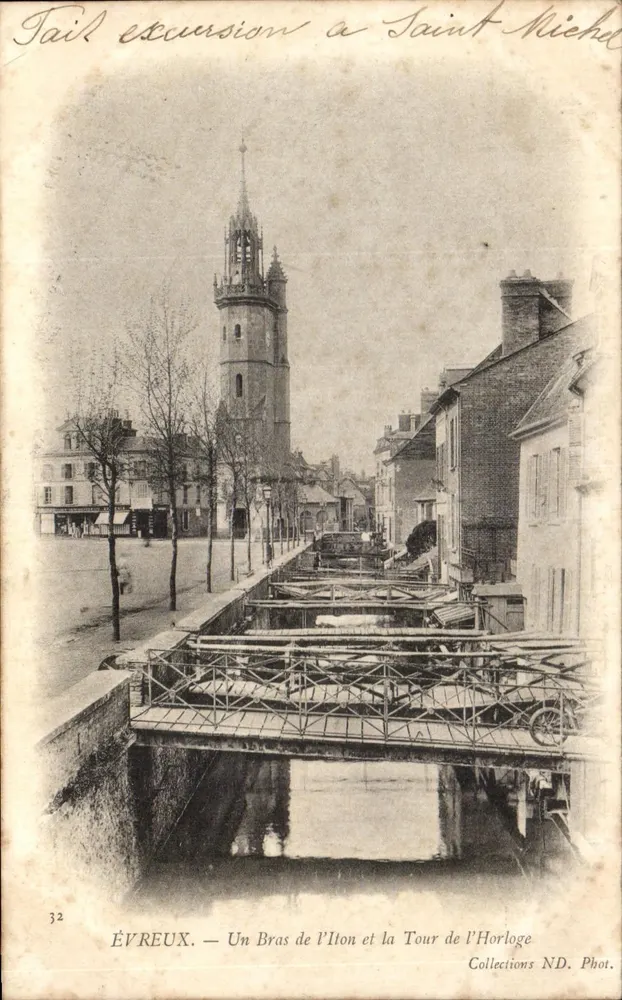 Évreux — Ein Arm des Iton und die Turmuhr — Collections ND. Phot. Nr. 32 - Vorderseite