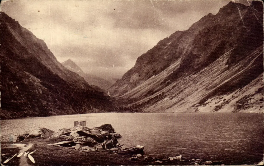Lac de Gaube — vue du fond du vallon — Éditions JOVÉ, Pau (B.P.) — N° 114 - Frente