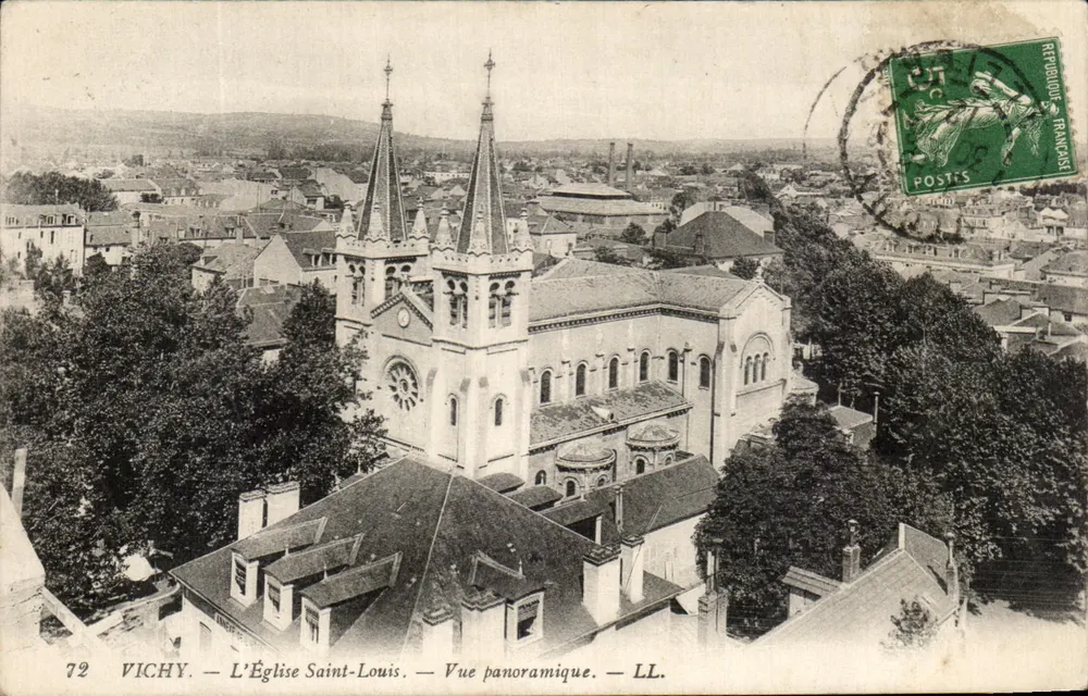 Vichy — Die Kirche Saint-Louis — Panoramablick — LL. - Vorderseite