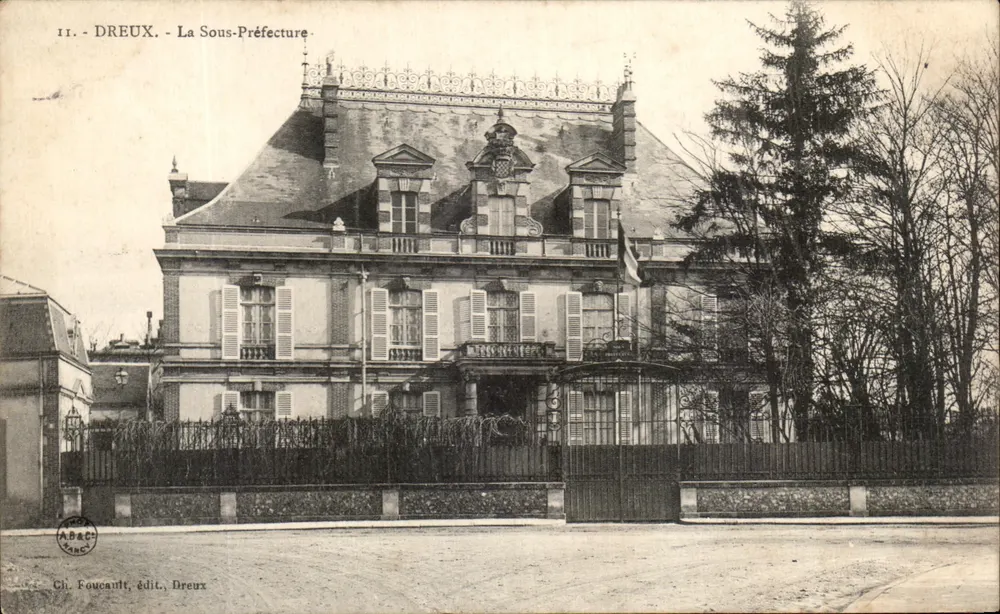 Dreux - A Subprefeitura — Ch. Foucault, editor, Dreux - Frente