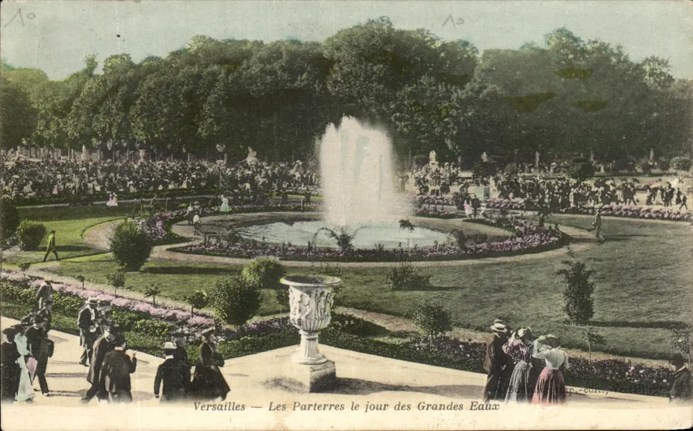 Versailles — Die Parterres an dem Tag der Granden Eaux — Verlag: P. E. L. C. (Nr. 10) - Vorderseite