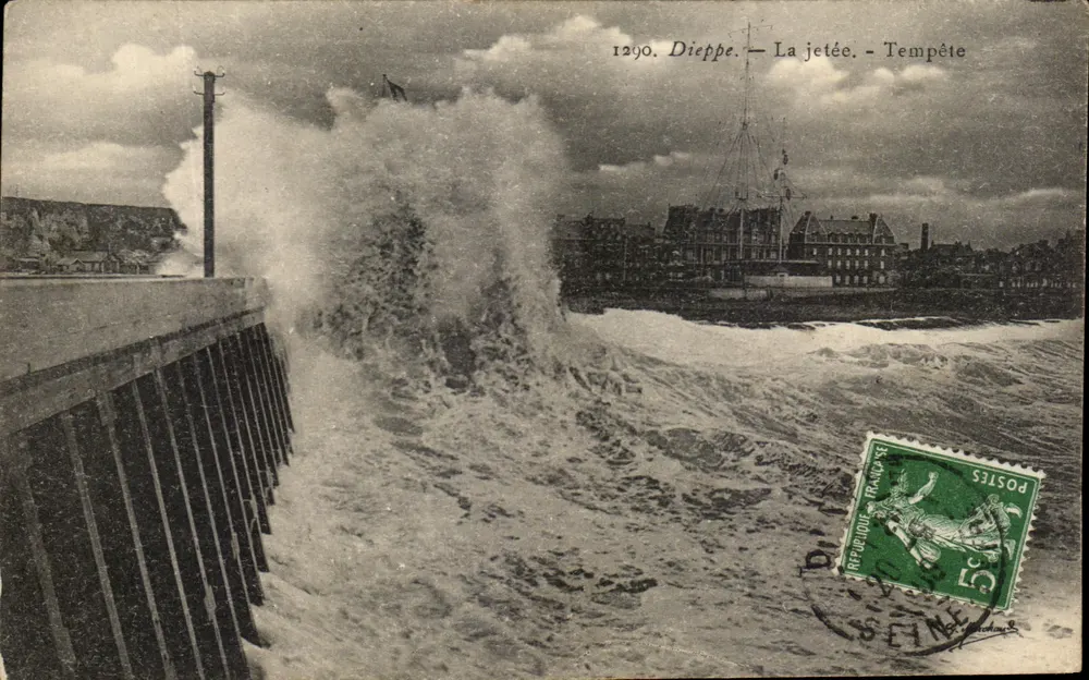 Dieppe — A doca — Tempestade - Frente