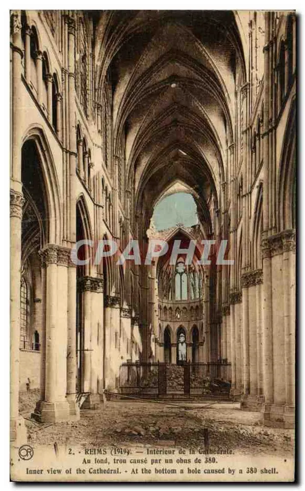 Reims — Innenansicht der Kathedrale nach den Bombenangriffen — Éditions OR. Ch. Breton, Matourges - Vorderseite
