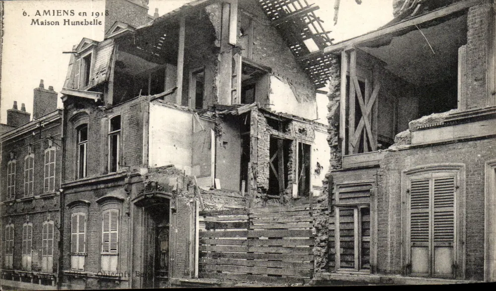 Amiens em 1918 — Casa Hunebelle — Editora BOUTARY n°6 - Frente