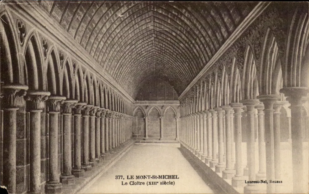 O Cloître (século XIII) — Mont-Saint-Michel — Laurent-Nel, Rennes - Frente