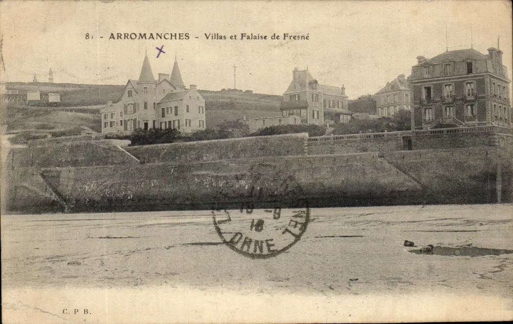 Arromanches - Villen und Klippen von Fresné — C.P.B. n°81 - Vorderseite